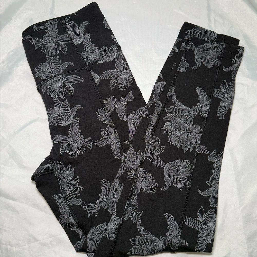 Apana Women’s Lined Leggings Black & Grey/Silver Size M